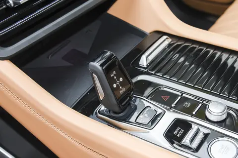 别只盯着电车了！2026款领克09四驱版，20万出头体验40万豪华